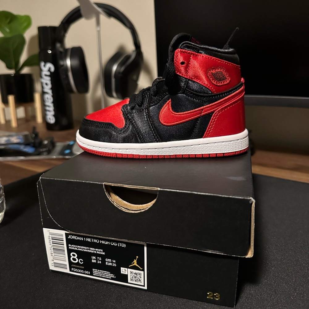Jordan 1s retro high toddler